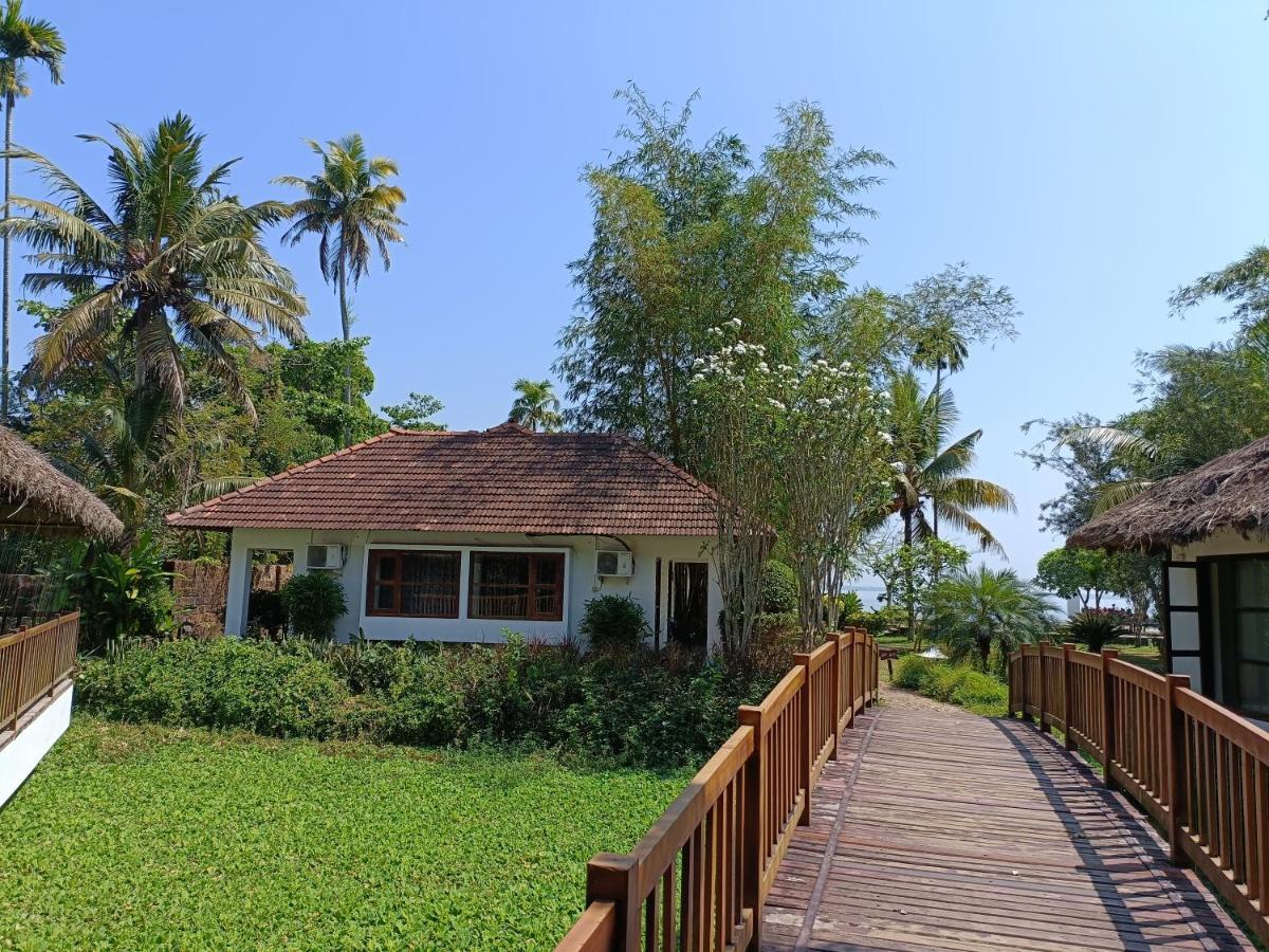 منتجع ديشادان باكووتر Alappuzha المظهر الخارجي الصورة